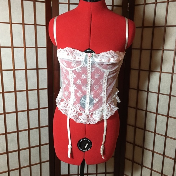Vintage Lace Corset with Garter Belt - Picture 1 of 4